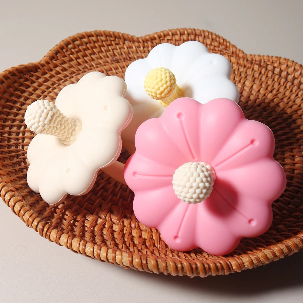 2024 hot sale Baby flower shape Teether silicone pacifier teether big size baby BPA free teether toy