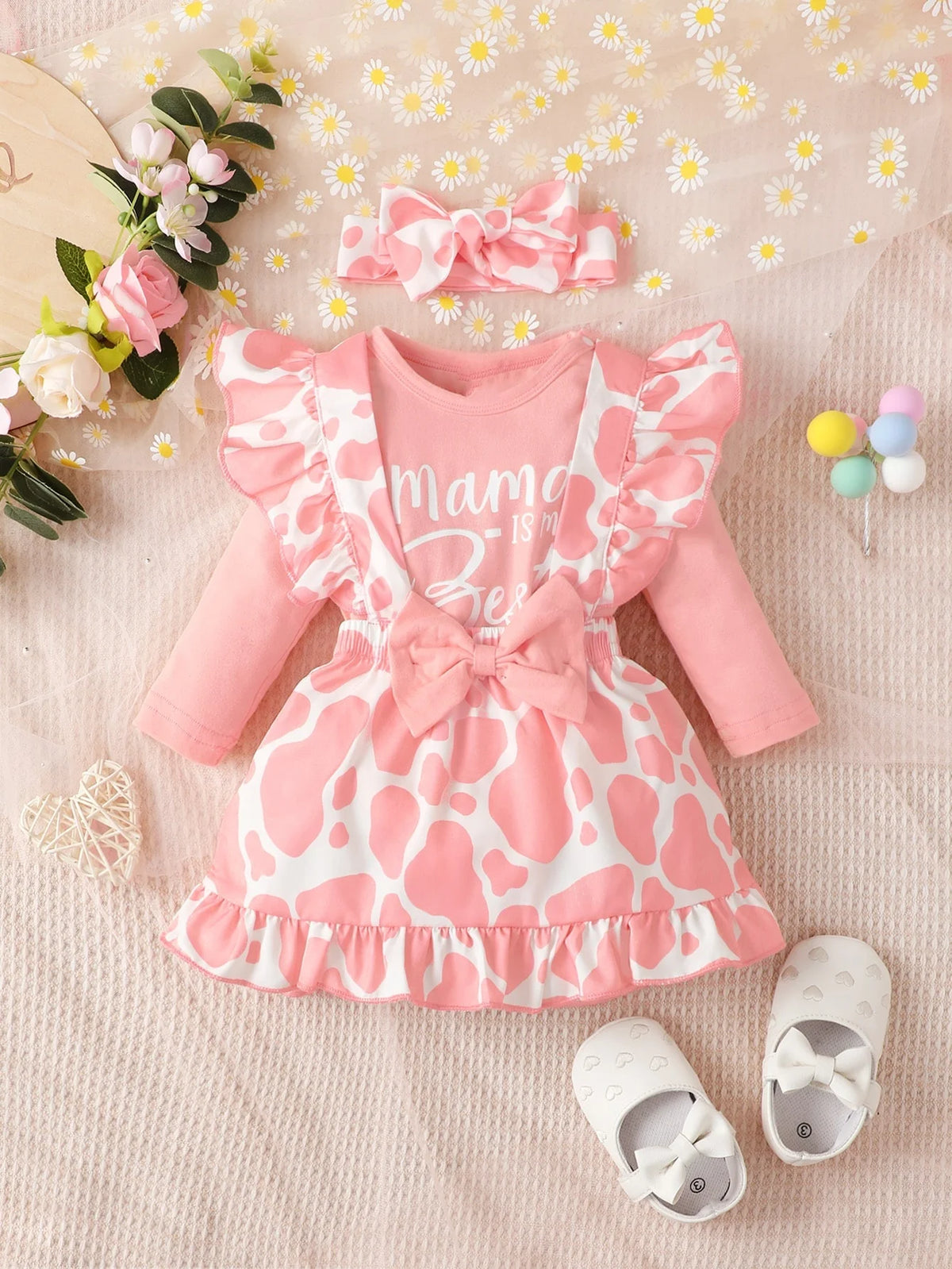 Baby Girl Slogan Graphic Bodysuit & Cow Print Ruffle Trim Bow Front Overall Dress & Headband