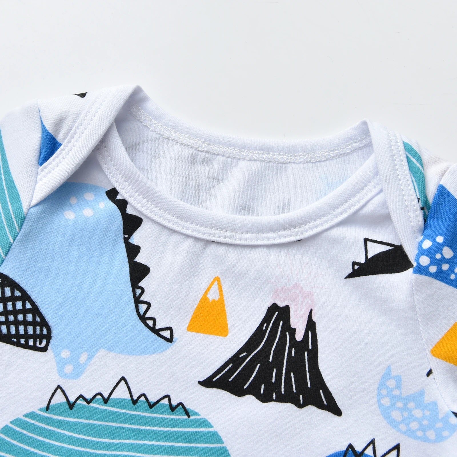 Trend Newborn Infant Baby Boy 3PCS Clothes Sets Cotton Long Sleeve Romper Top Pant Hat Cute Dinosaur Printed Outfit for Boys