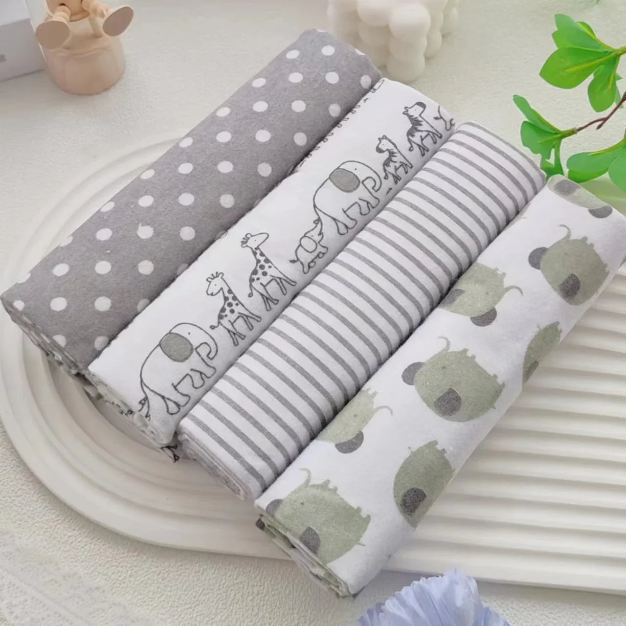 4pcs/pack 100% Cotton Receiving Baby Blanket Newborn 76x76cm Baby Bedsheet Supersoft Flannel Diapers New Born Blanket Swaddle