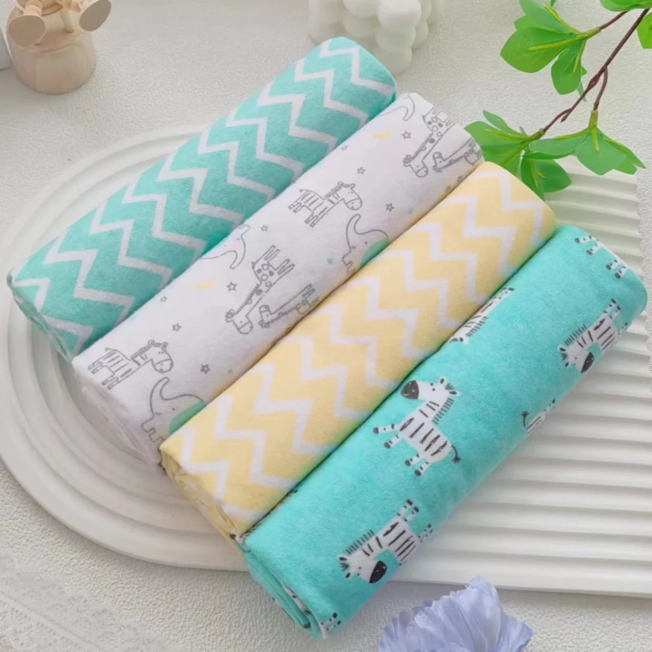 4pcs/pack 100% Cotton Receiving Baby Blanket Newborn 76x76cm Baby Bedsheet Supersoft Flannel Diapers New Born Blanket Swaddle